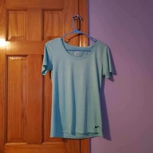 Nike workout tee